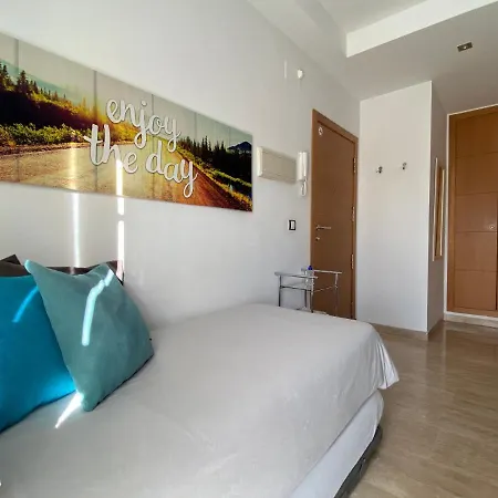 Studio City Center - Aloha Lejlighed Sevilla